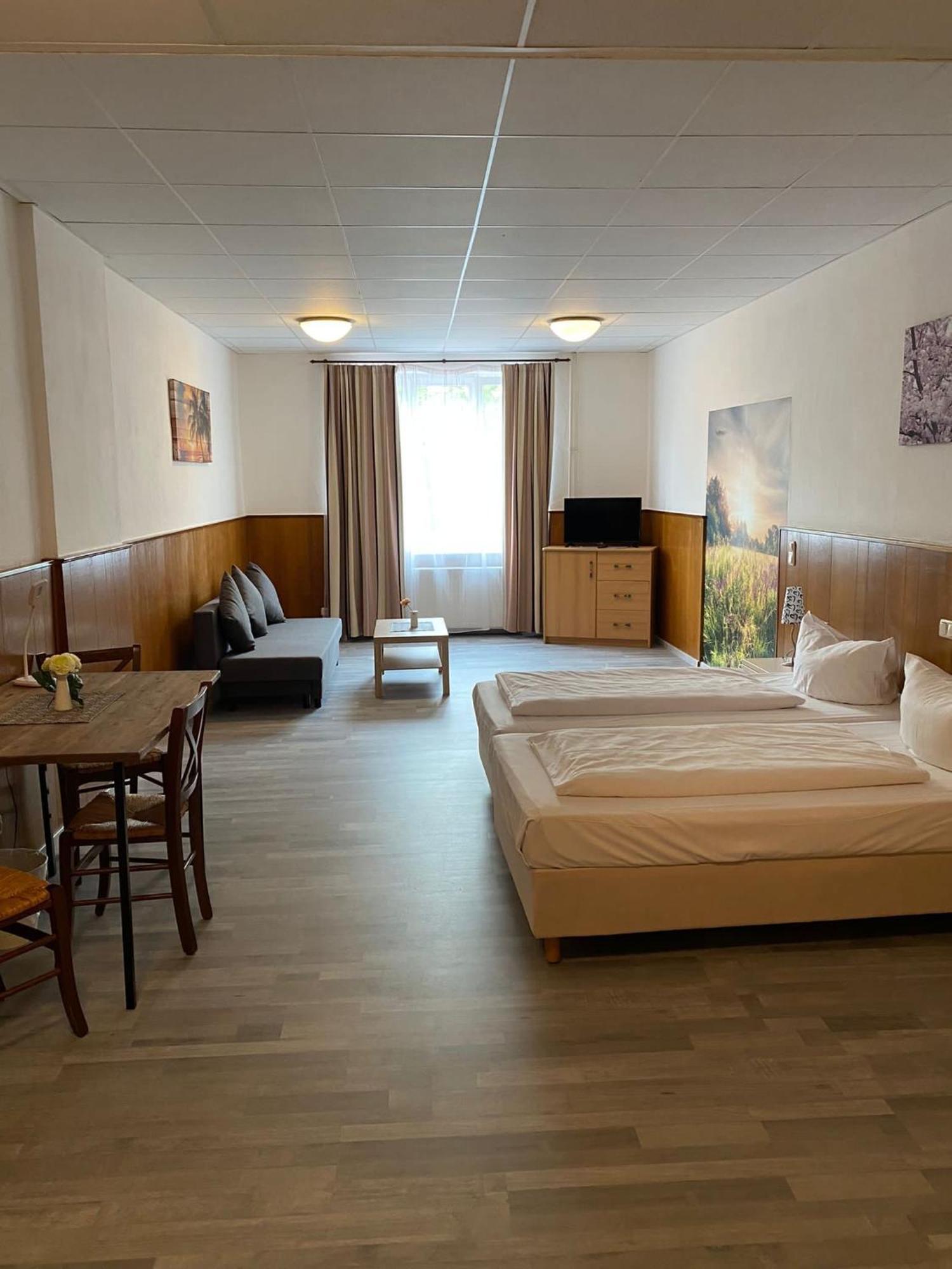 Hotel Sonne - Haus 2 Ідштайн Екстер'єр фото